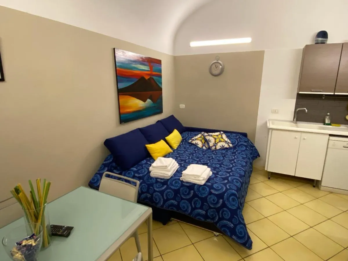 Kiki Suite Napoli Centro contacts